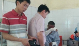 Sợ 4 bình ga làm chùa nổ tung, nam sinh lao vào xả van ga, bị bỏng toàn thân